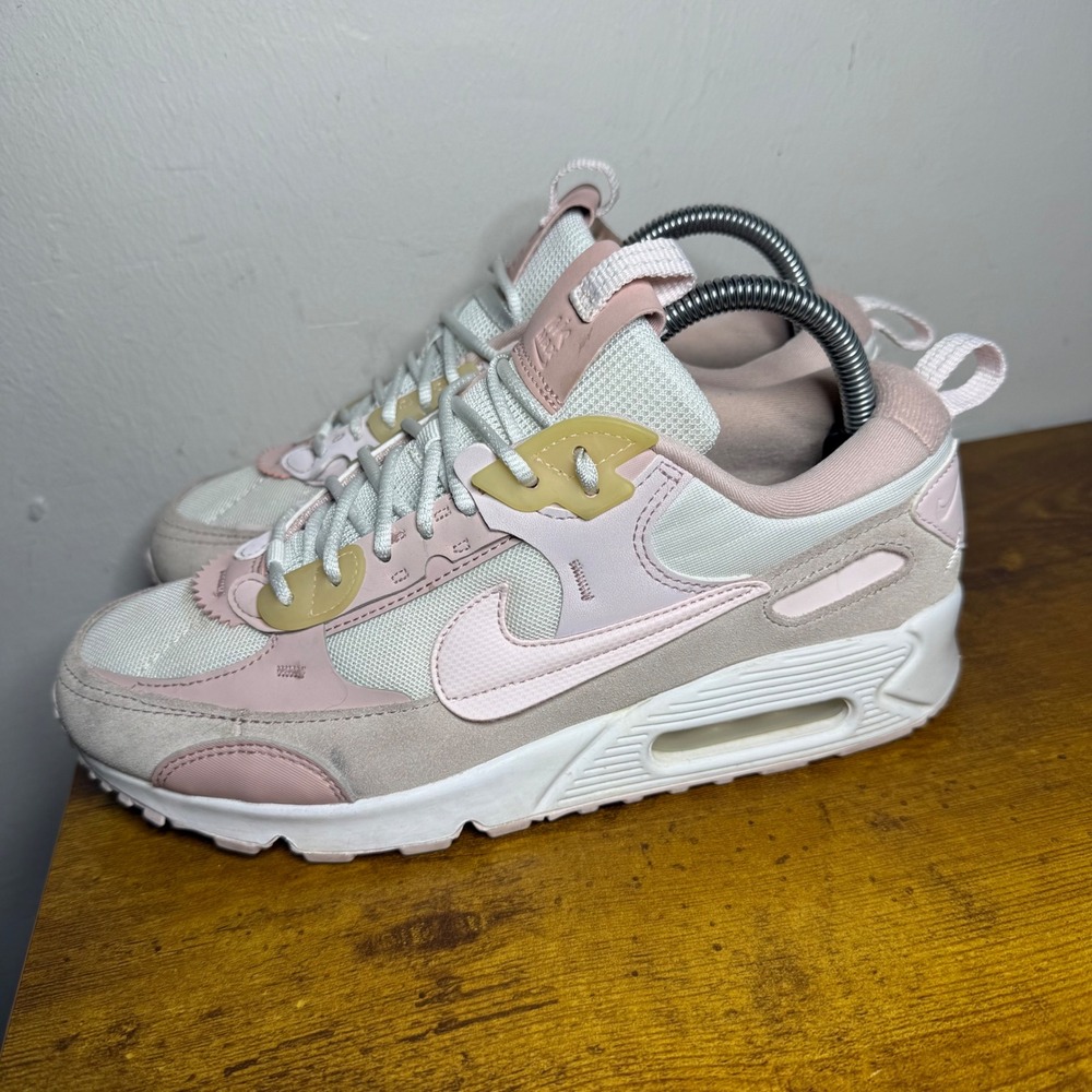 Nike Air Max 90 Futura Running Shoes Womens Size 8.5 Pink DM9922-104 - Picture 2 of 6
